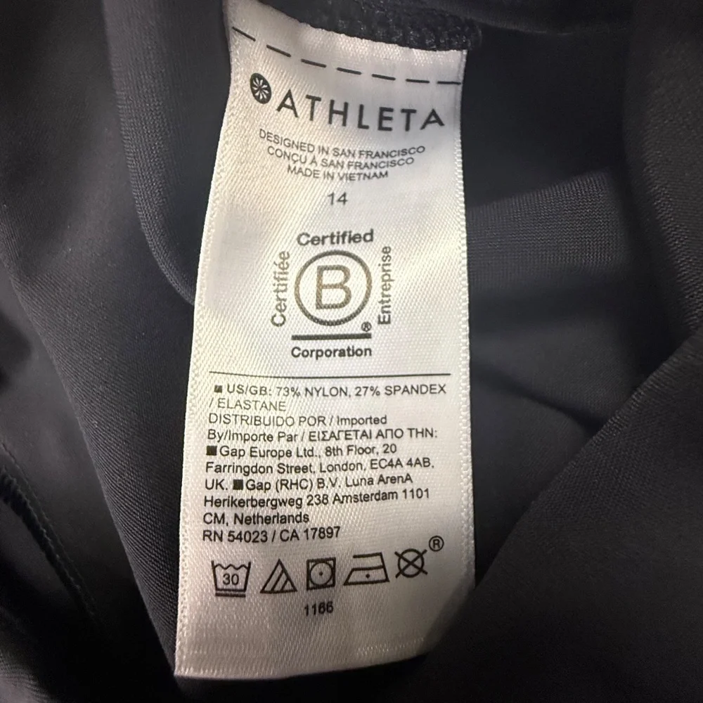 Athleta Stellar Wide Leg Women's Crop Pants, Black, Size 14, Lifestyle, Athletic - Picture 10 of 13
